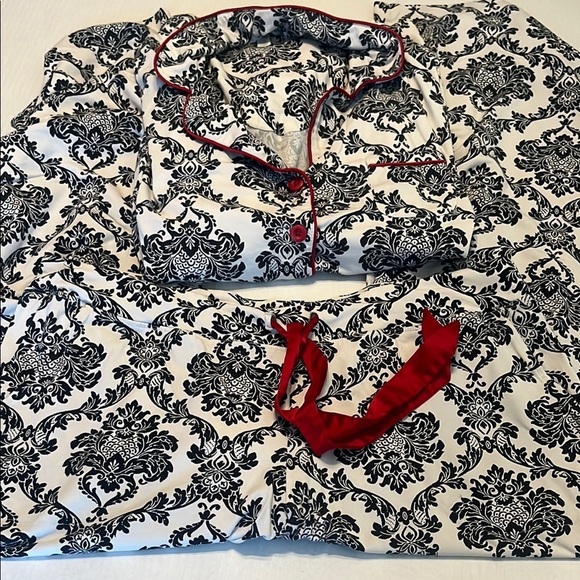 Soma Embraceable Long Sleeve Pajama Set in Damsel Ivory Size L - Picture 4 of 16